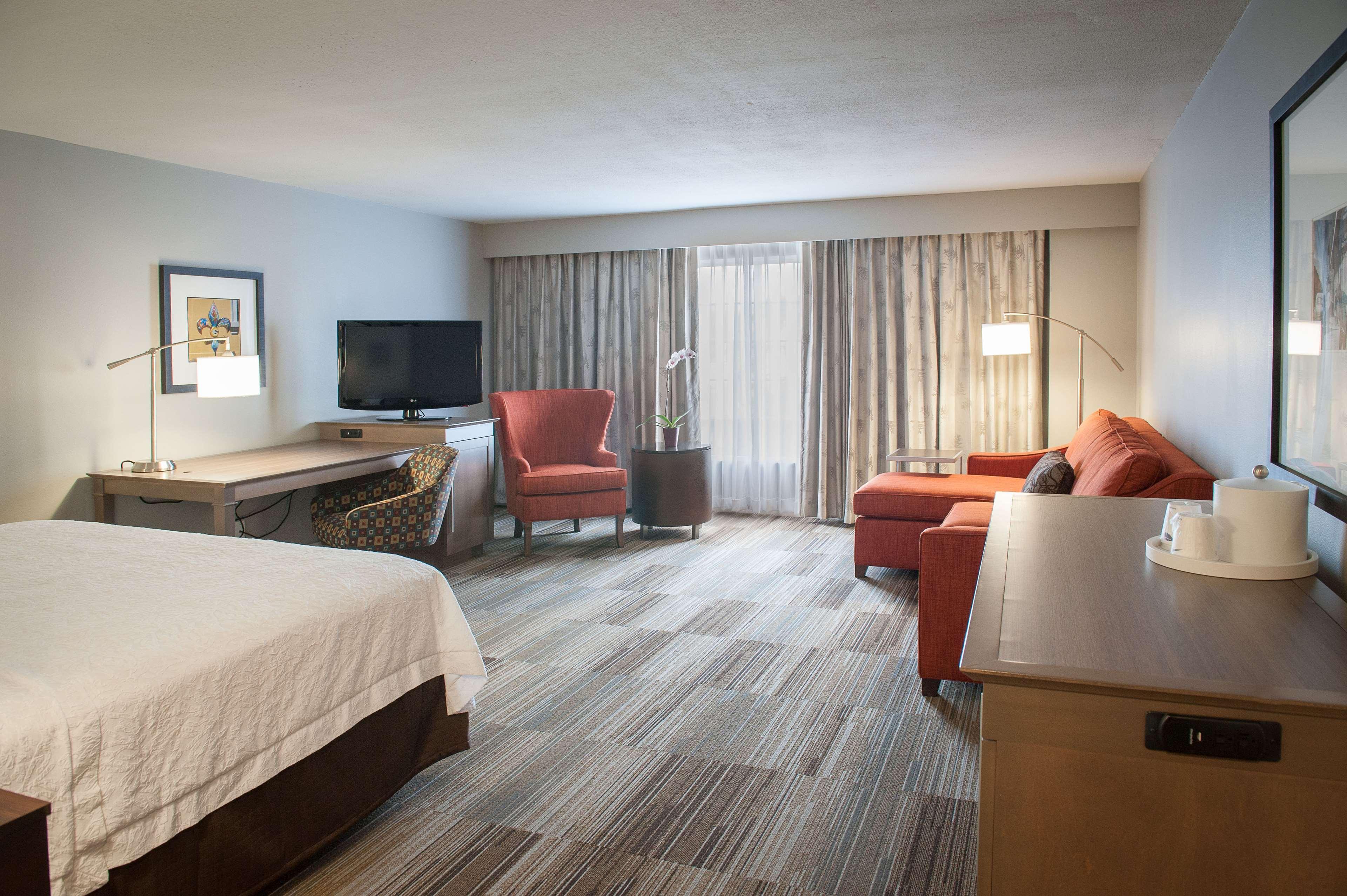 Hampton Inn New Orleans/St.Charles Ave Exterior foto