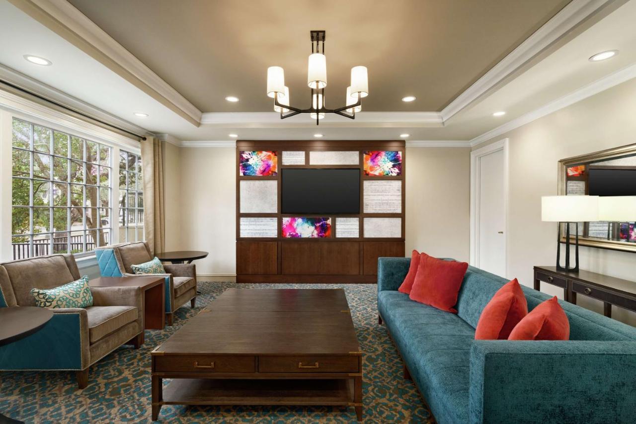 Hampton Inn New Orleans/St.Charles Ave Exterior foto